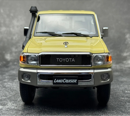 1:18 Scale Land Cruiser 76 Diecast 4WD